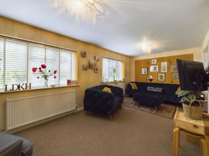 Sitting room - click for photo gallery